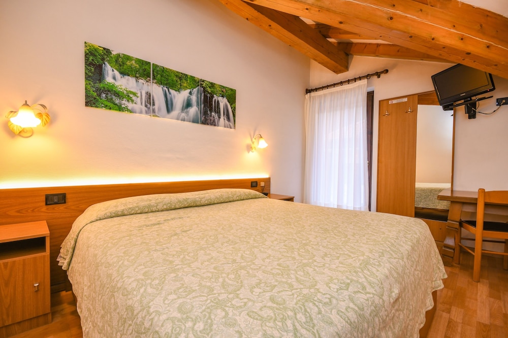 

Catania - Pinzolo - Hotel Denny
