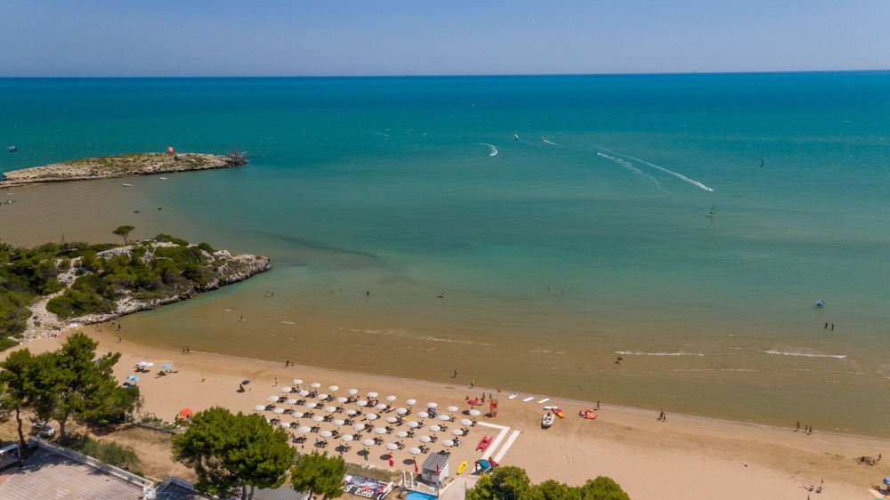 

Venezia - Gargano, Mare Italia - Villaggio Capo Vieste