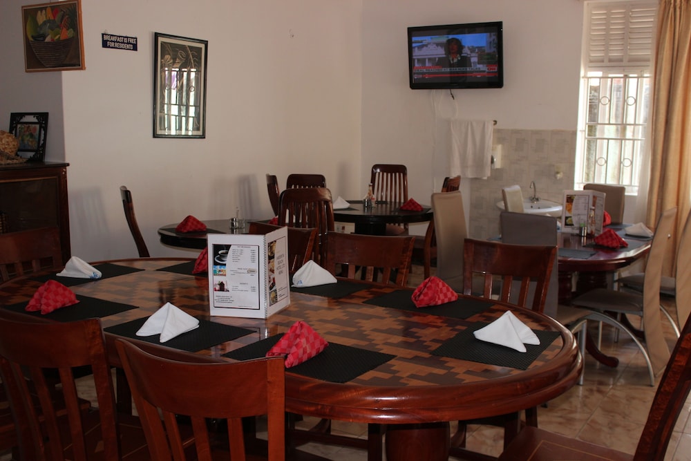 

Roma - Entebbe - Anderita Beach Hotel