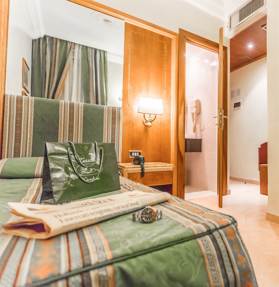 

Alghero - Roma - Raeli Hotel Siracusa