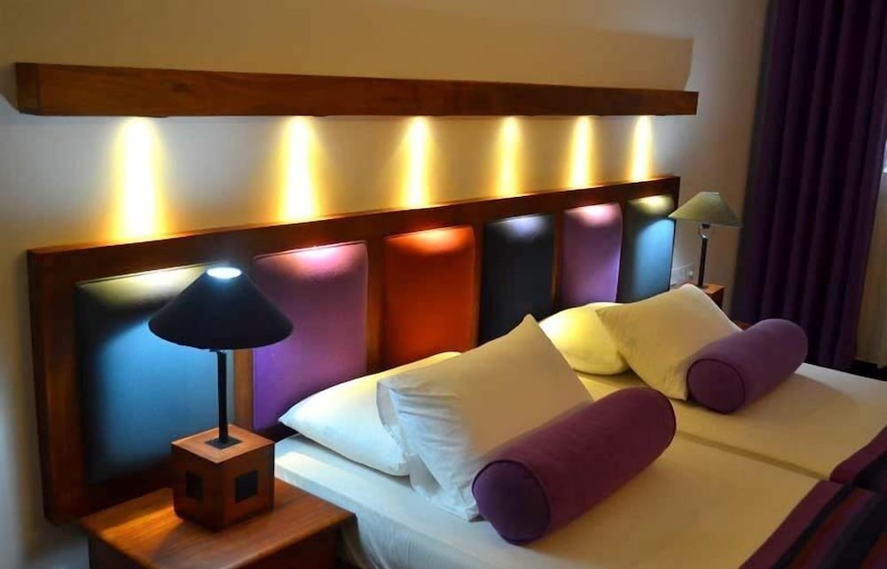 

Pisa - Negombo - Star Beach Hotel