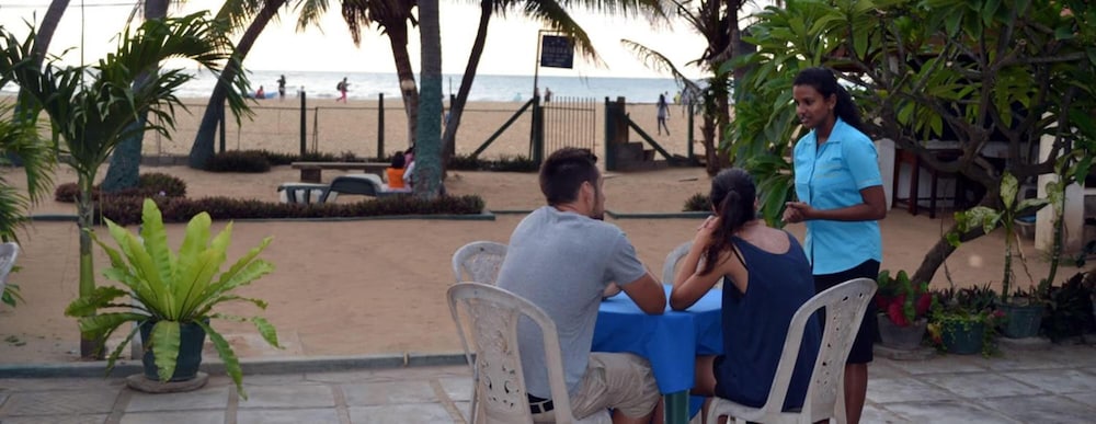 

Bologna - Negombo - Star Beach Hotel