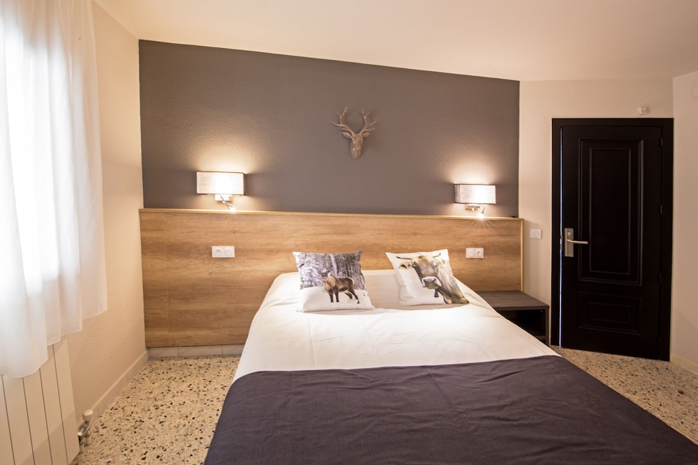 

Napoli - Incles - Hotel Austria by Pierre & Vacances