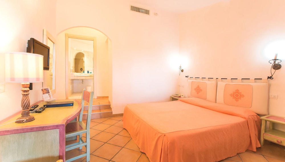 

Verona - Porto San Paolo - Hotel Ollastu