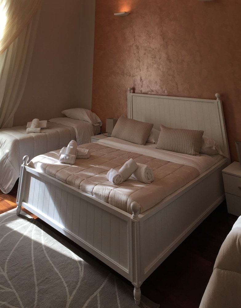 

Olbia - Costiera Amalfitana, Mare Italia - B&B Chez Moi