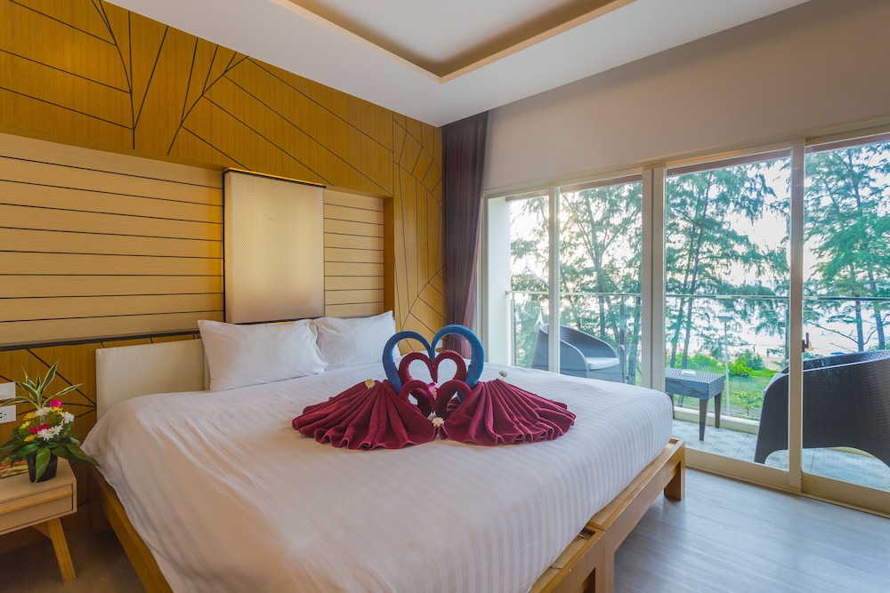 

Roma - Rawai Beach - Anda Beachside Hotel