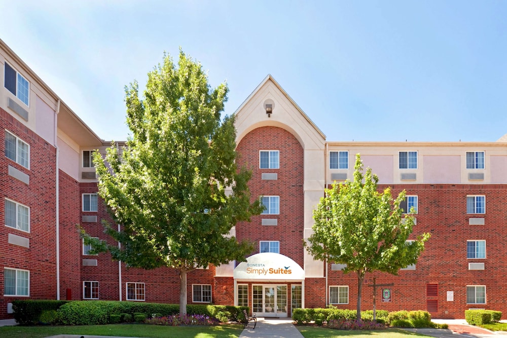 Arlington (TX) - Sonesta Simply Suites Arlington Entertainment District