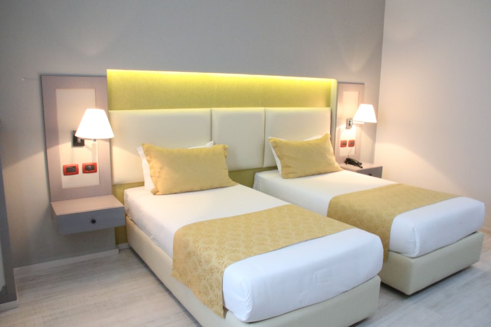 

Bari - Rinas - Te Stela Resort