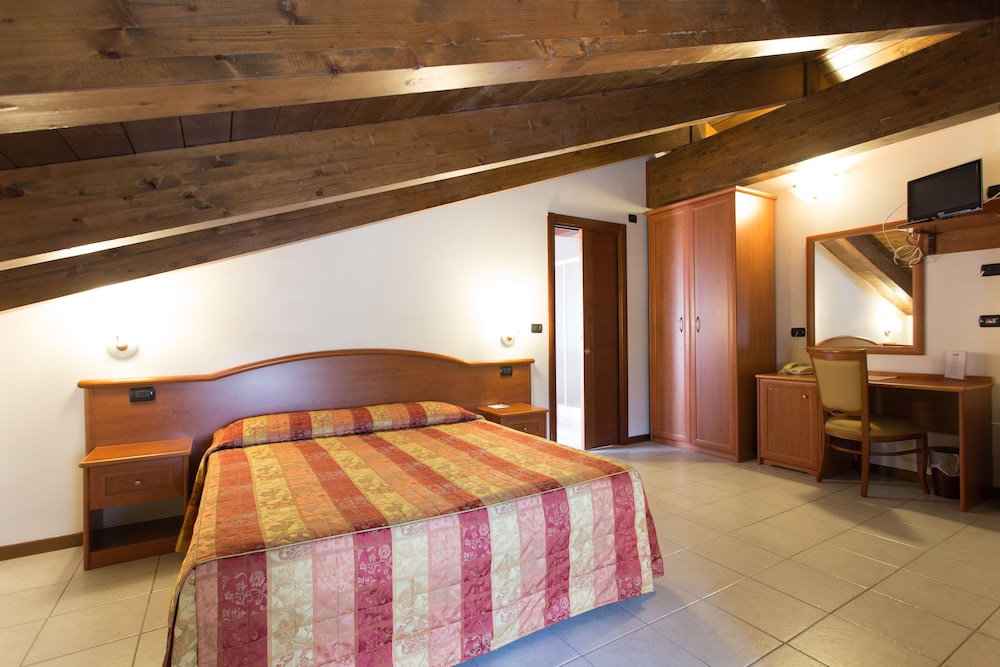 

Catania - Rivoli - Vald Hotel