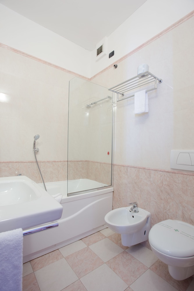 

Cagliari - Rivoli - Vald Hotel