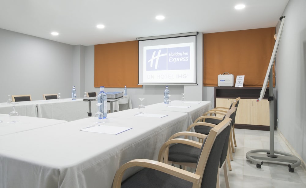 

Milano - Boadilla del Monte - Holiday Inn Express Madrid - Alcorcon