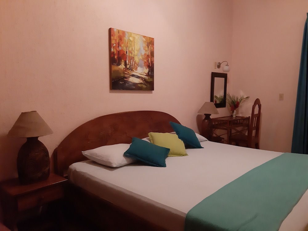

Milano - Sámara - Hotel Samara Beach