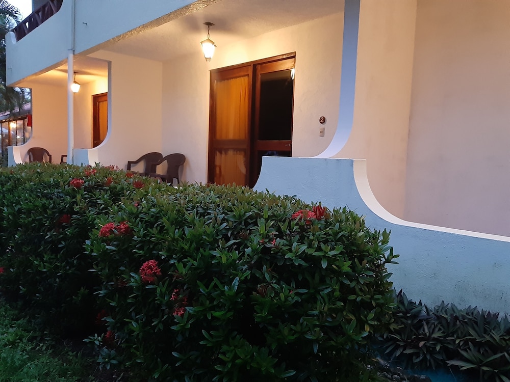 

Bologna - Sámara - Hotel Samara Beach