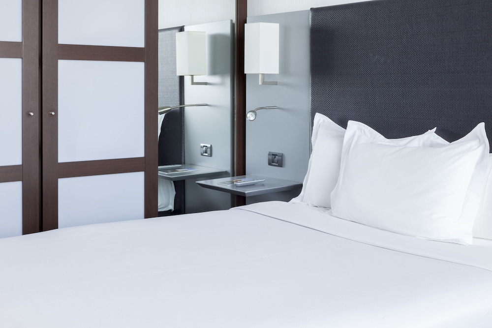 

Bari - Madrid - AC Hotel Coslada Aeropuerto by Marriott