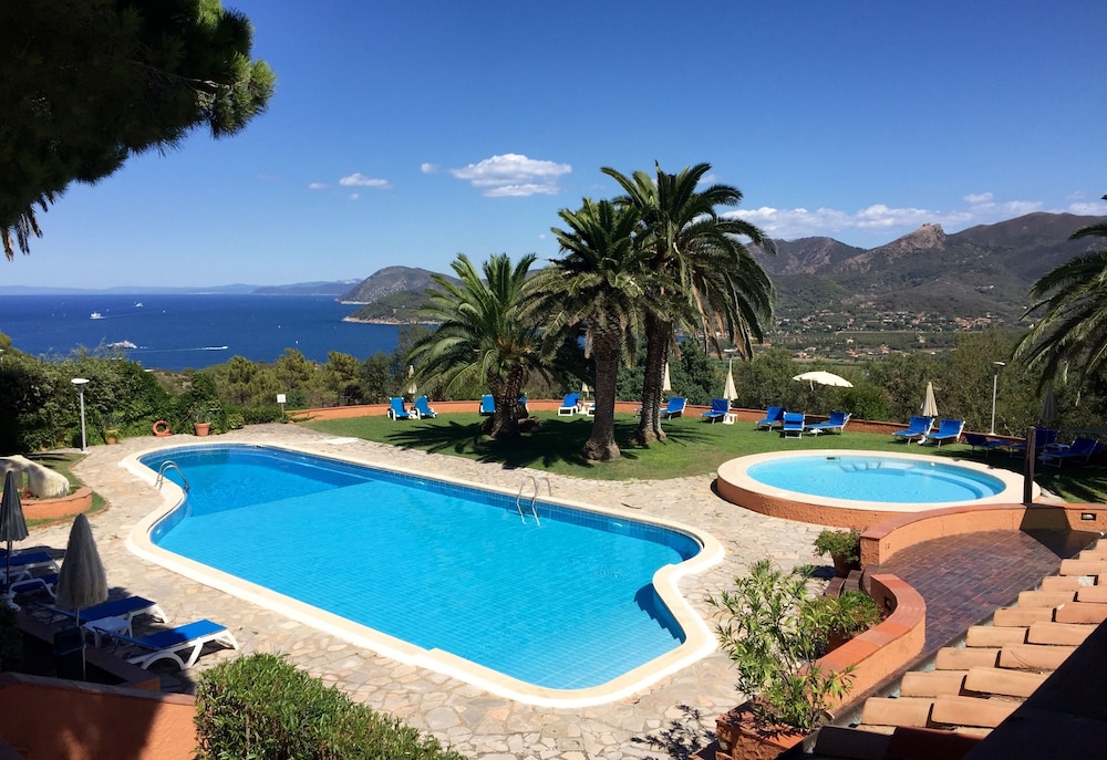 

Firenze - Rio dellʼElba - Resort Le Picchiaie