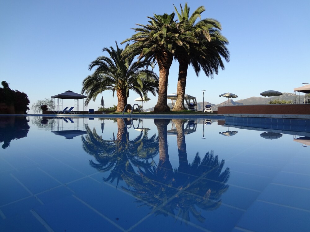 

Milano - Procchio - Resort Le Picchiaie