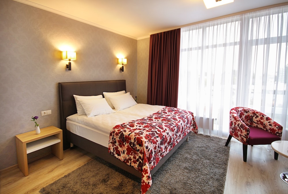 

Milano - Chişinău - City Park Hotel