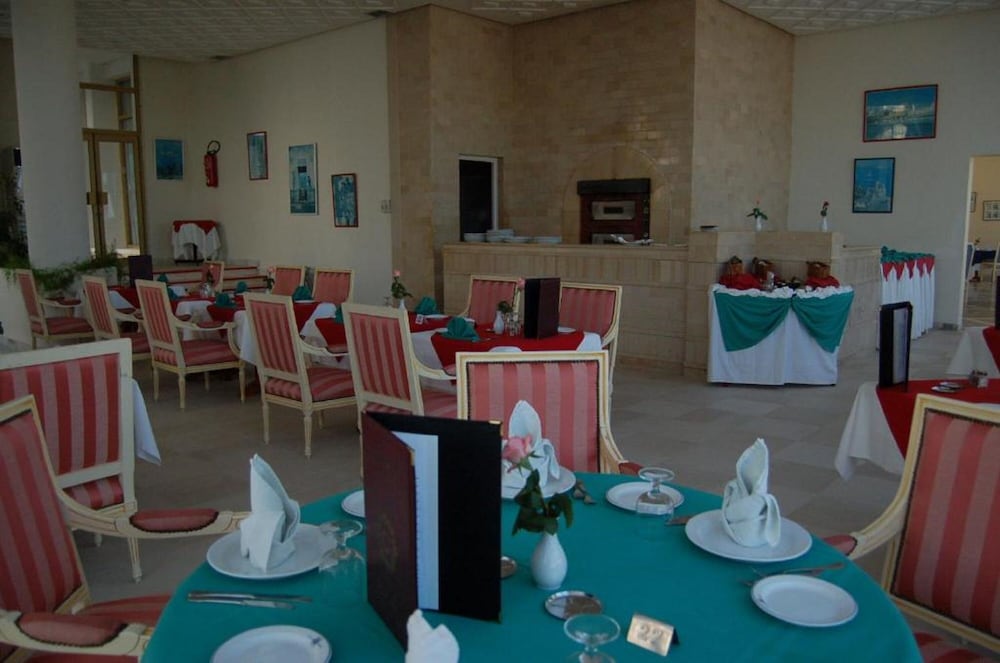 

Venezia - Monastir - Amir Palace