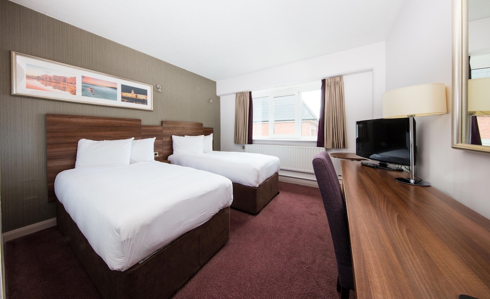 

Milano - Cork - Leonardo Hotel Cork