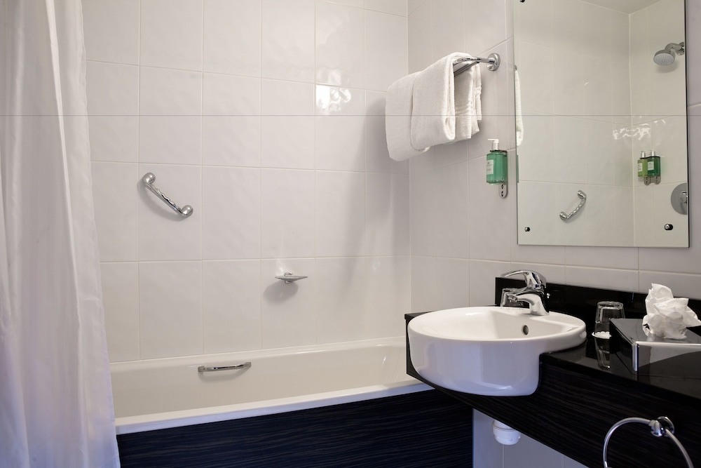 

Roma - Cork - Leonardo Hotel Cork