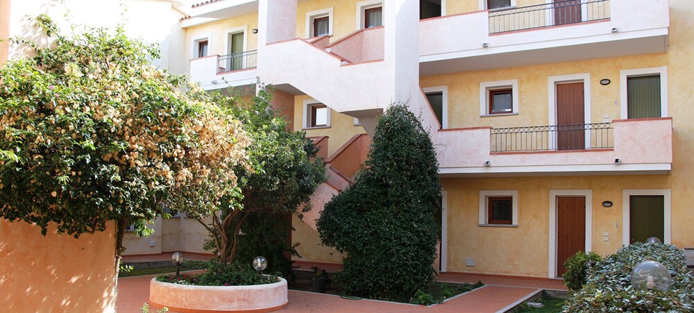 

Pescara - Capo Testa - Santa Teresa di Gallura - Residence Olimpo