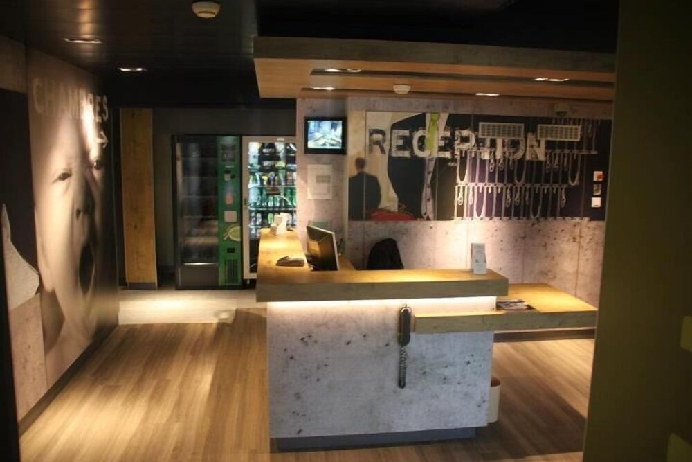 

Verona - Versailles - ibis budget Velizy