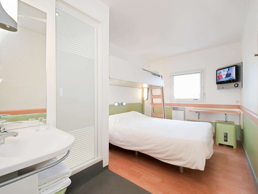 

Brindisi - Versailles - ibis budget Velizy