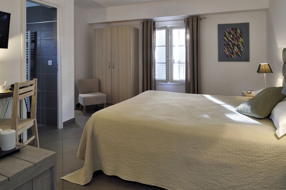 

Milano - Calvi - Best Western Hotel Casa Bianca