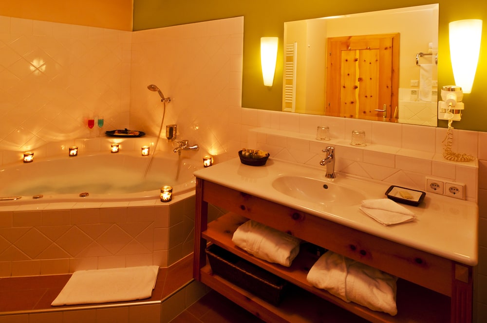 

Milano - Kitzbühel - Hotel Kaiserhof Kitzbühel, 4 Sterne Superior