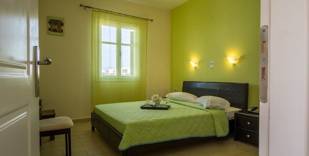 

Bari - Stelida - Naxos Palace Hotel