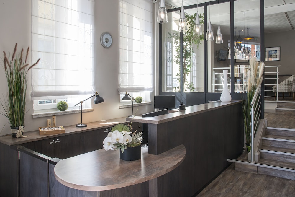 

Bologna - Villefranche-sur-Mer - Hotel Saint Gothard