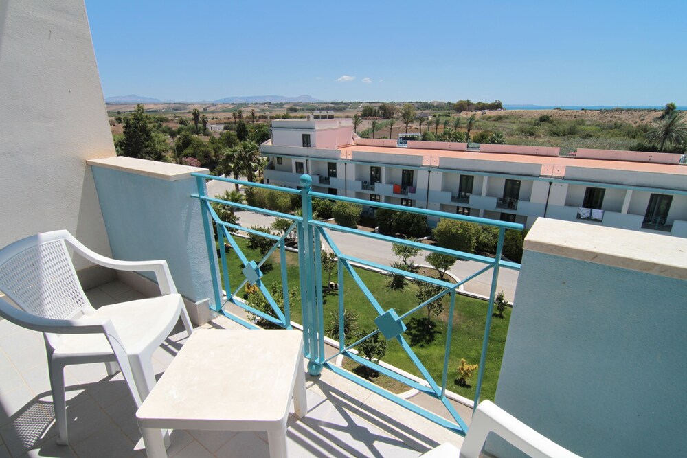 

Genova - Marinella di Selinunte - Hotel Club Selinunte Beach AiMori