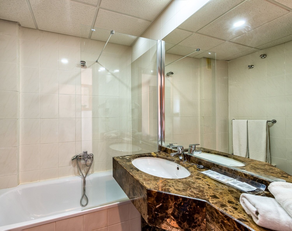 

Roma - Torre del Mar - Hotel Santa Rosa