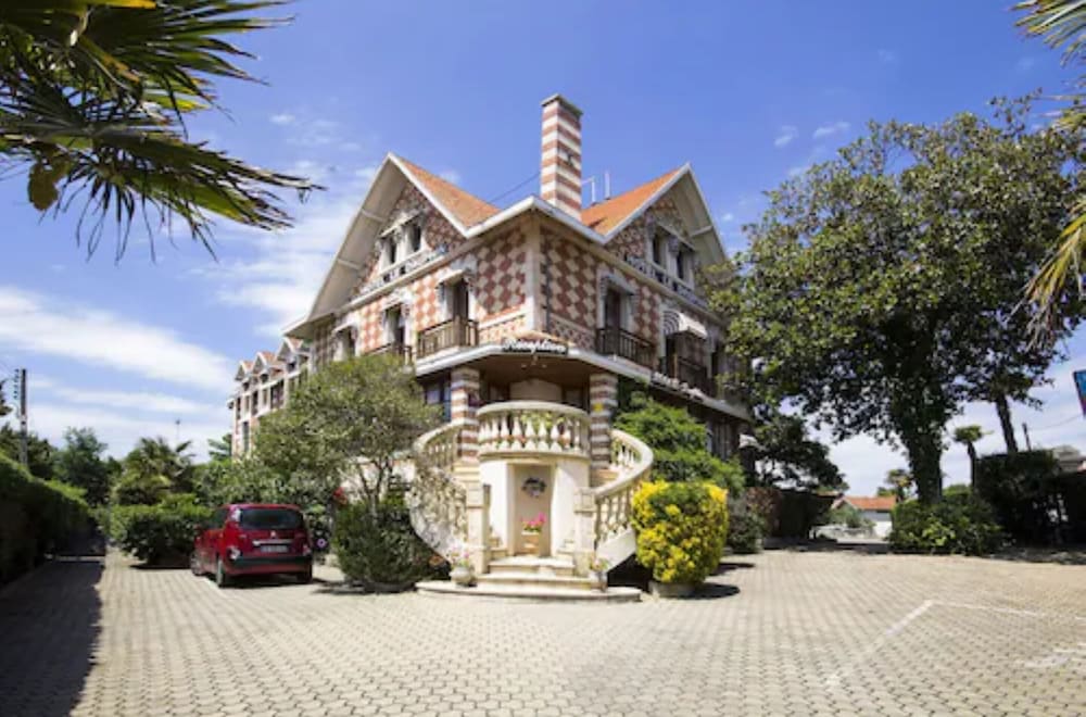 

Roma - Arcachon - Hôtel Le Dauphin