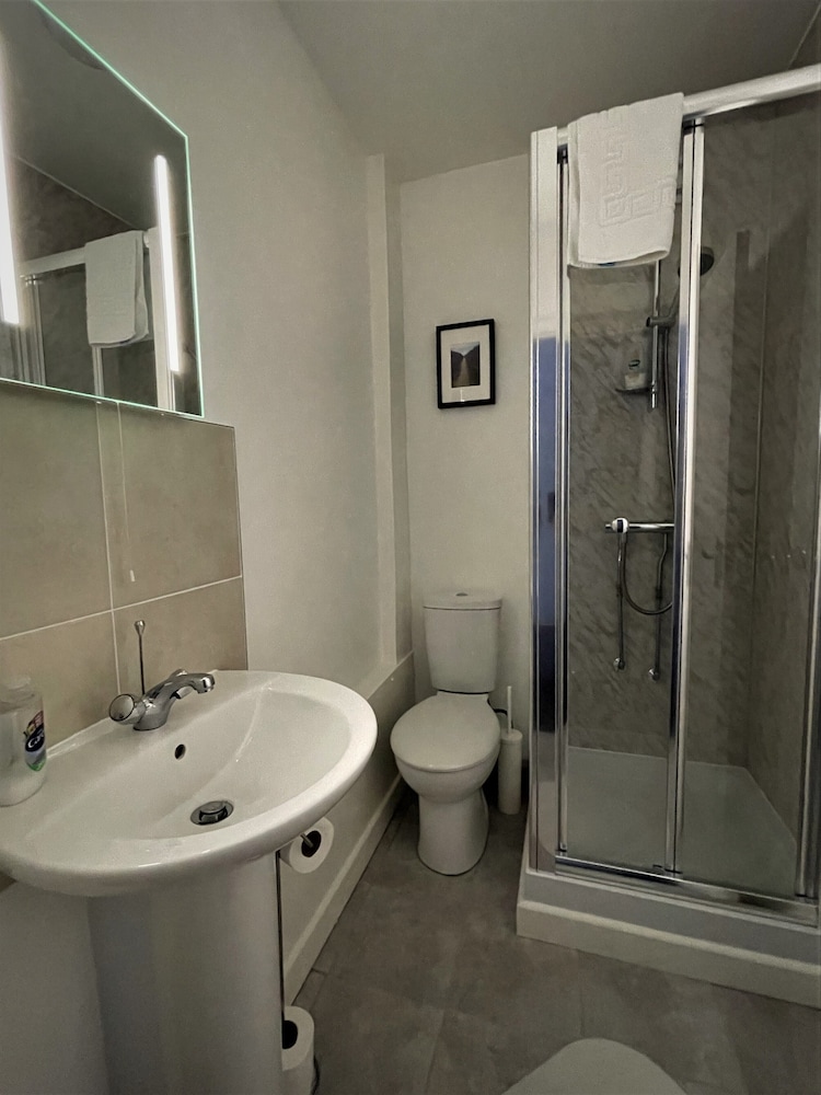 

Roma - Crystal Palace - The Gateway Hotel