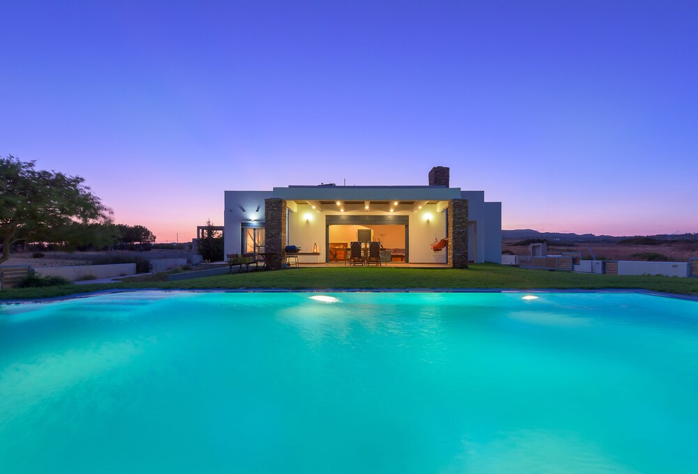 

Verona - Gennadi - CRISTELIA SEAFRONT & POOL VILLA