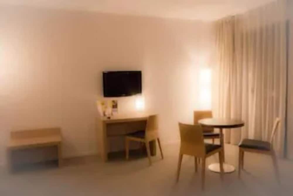 

Roma - Cap-d'Ail - Esatitude Hotel