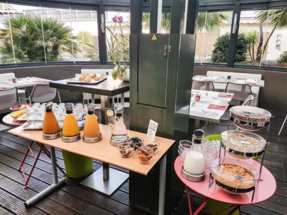 

Napoli - Villefranche-sur-Mer - Esatitude Hotel