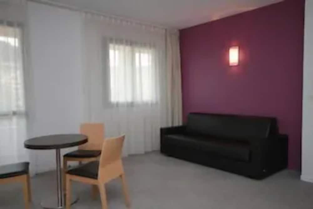 

Milano - Villefranche-sur-Mer - Esatitude Hotel