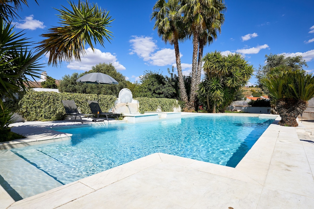 

Bologna - Estremoz - Pateo dos Solares Charm Hotel