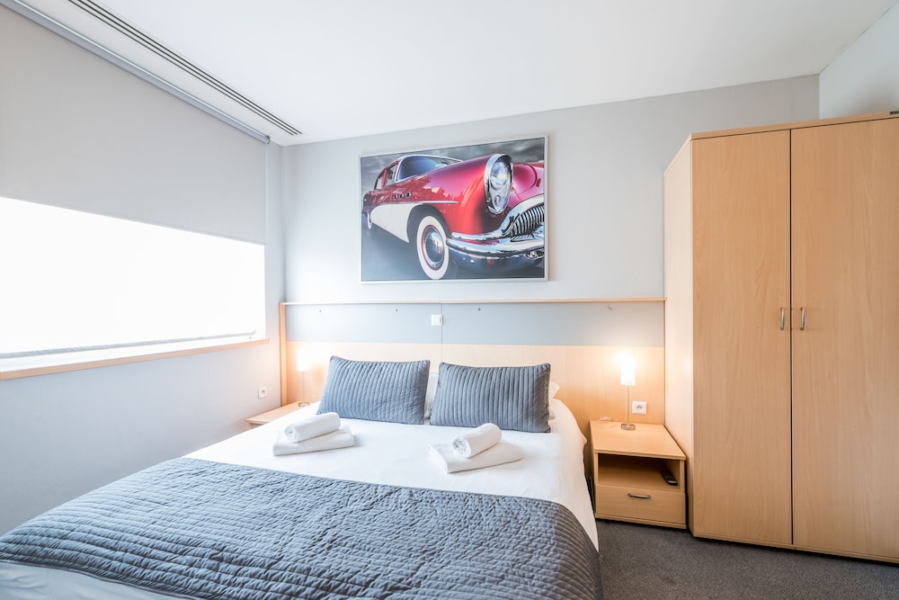 Hamburg - Wroclaw - Weiser Hotel