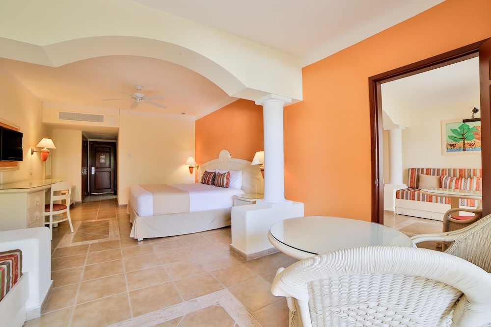 

Palermo - Akumal - Bahia Principe Grand Coba - All Inclusive