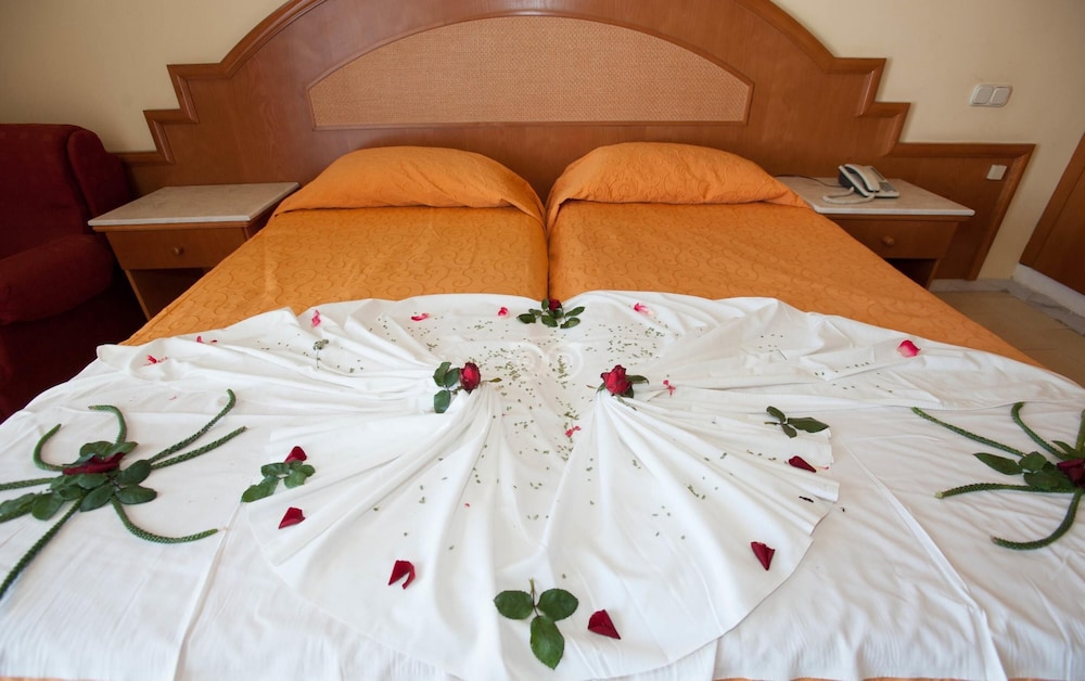 

Venezia - Mahdia - Thapsus Beach Resort