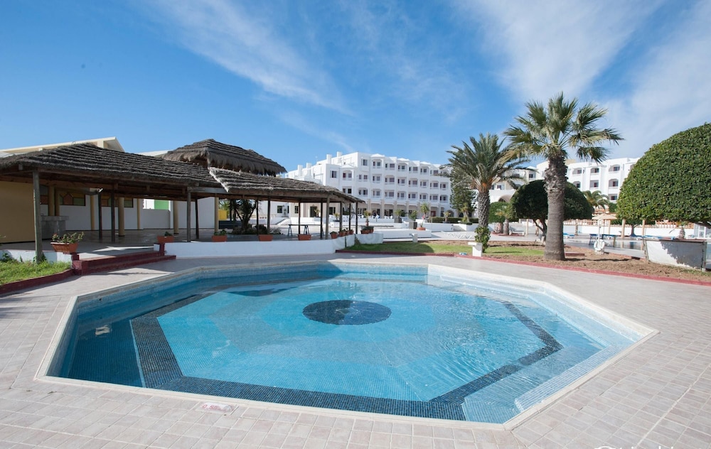 

Napoli - Mahdia - Thapsus Beach Resort