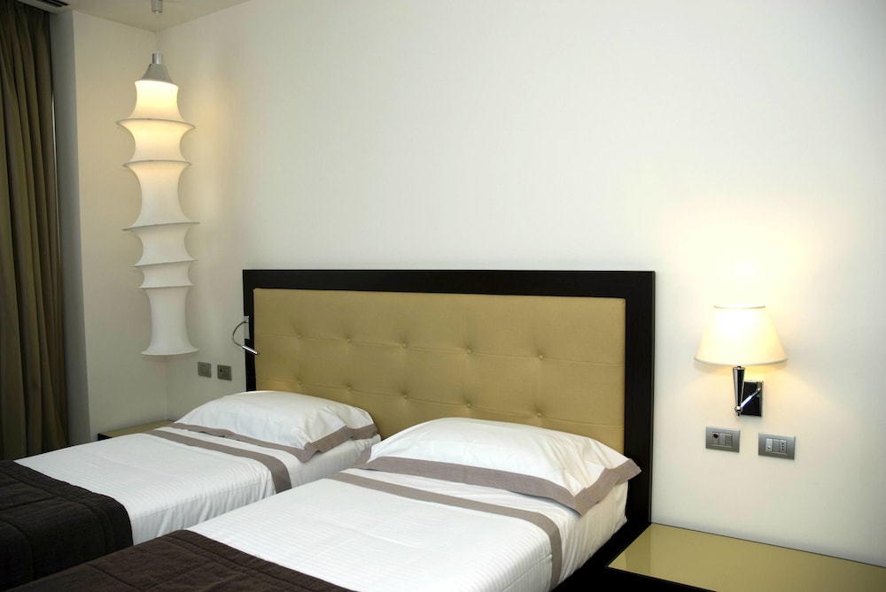 

Milano - Lago di Como, Laghi Italia - Hotel Cruise