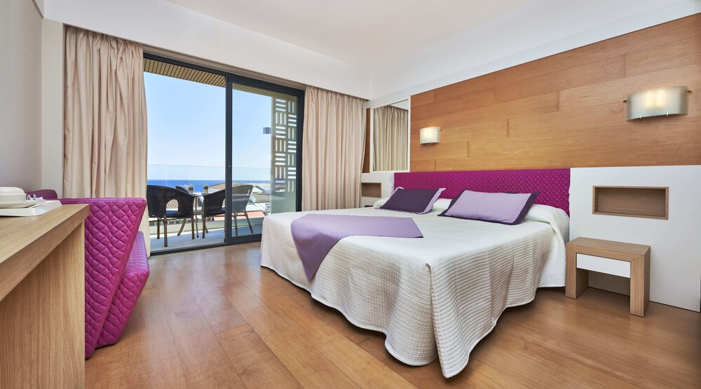 

Napoli - Cala Ratjada - Hotel & Spa S'entrador Playa