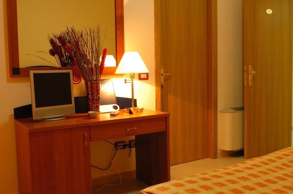 

Palermo - Tindari - Sait Hotel & BB