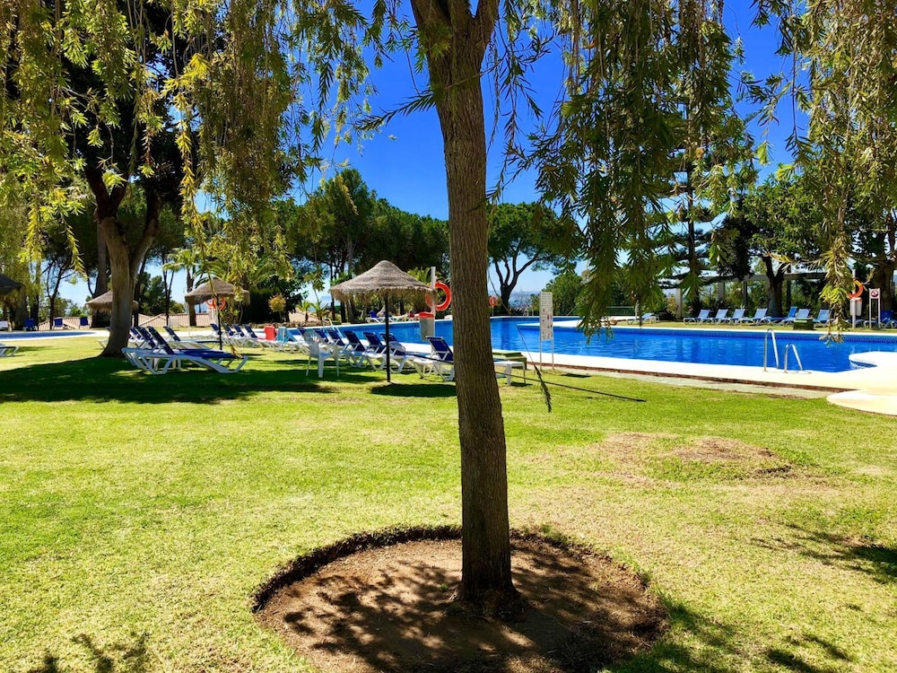 

Verona - Estepona - TRH Paraíso