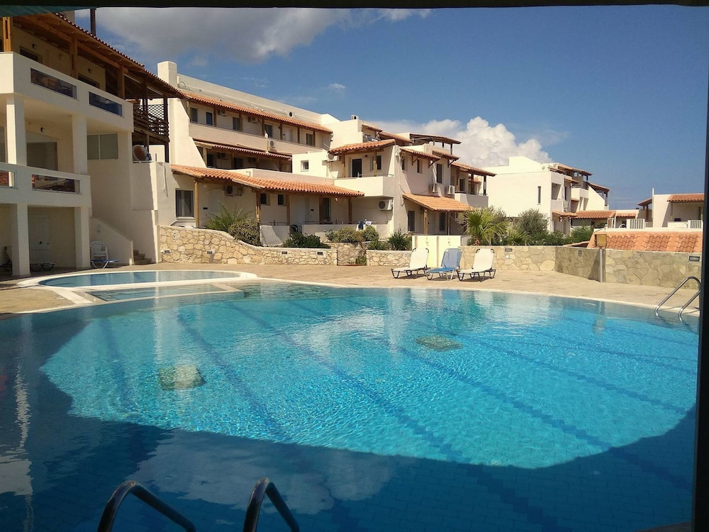 

Napoli - Ferma - Creta Suites