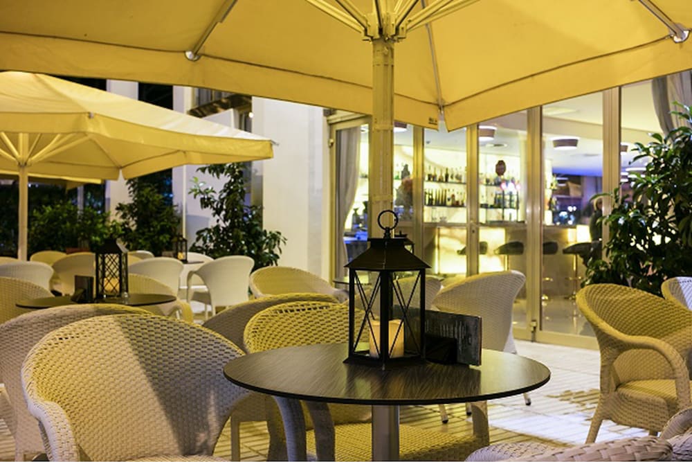 

Milano - Blanes - Hotel Beverly Park & Spa